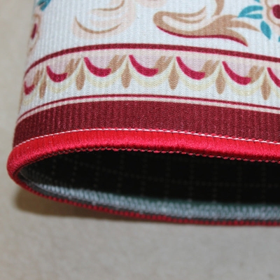 Tappeto multicolore Tappeto in poliestere stampato floreale Tappeto resistente alle macchie per la decorazione domestica