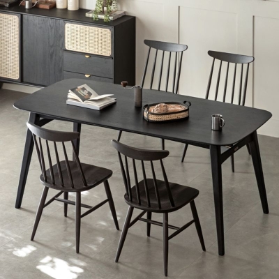 Tavolo da pranzo moderno rettangolare in rovere nero per 4 persone