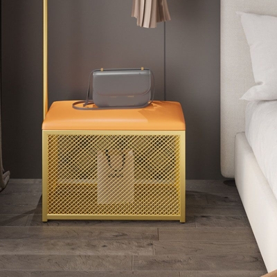 Garderobenst&auml;nder im modernen Stil mit stehenden Haken, Metallgarderobe mit Aufbewahrungsbox