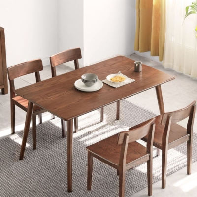 Tavolo da pranzo moderno rettangolare con piano in rovere marrone e 4 gambe in legno