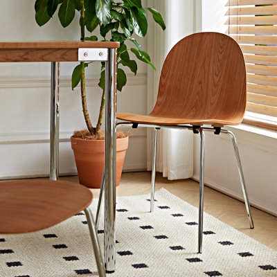Sedia da pranzo senza braccioli Parsons con gamba argento per sala da pranzo contemporanea