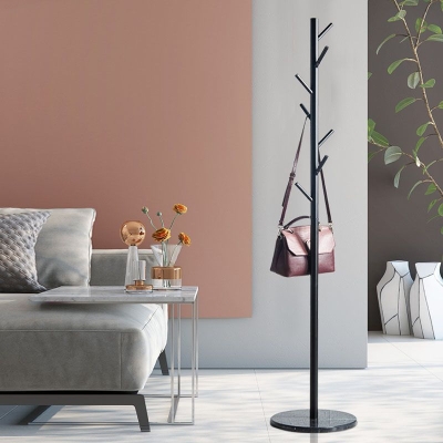 Appendiabiti da terra in metallo con albero in stile moderno