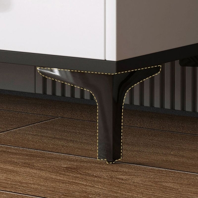 Moderne Kommode aus Holz