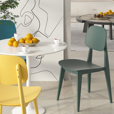 Sedia da pranzo laterale moderna in plastica con schienale aperto per sala da pranzo