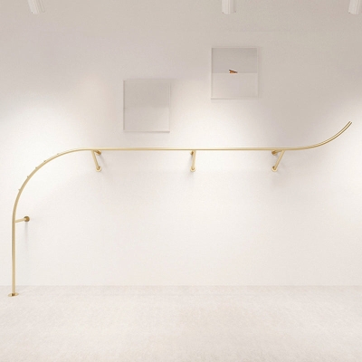 Wundersch&ouml;ner Kleiderb&uuml;gel aus Metall zur Wandmontage im Wohnzimmer