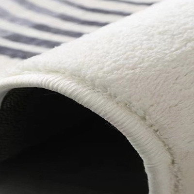 Tappeto grigio semplice Tappeto grafico in poliestere per interni Tappeto resistente alle macchie per salotto