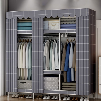 Guardaroba moderno in metallo, con asta in tessuto, incluso, armadio con gambe