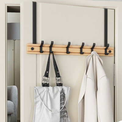 Moderner, minimalistischer Kleiderb&uuml;gel f&uuml;r Zuhause, Wandgarderobe aus Holz