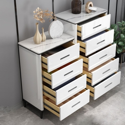 Zeitgen&ouml;ssische Truhe aus Stein f&uuml;r Schlafzimmer, wei&szlig;e Kommode mit schwarzen Beinen