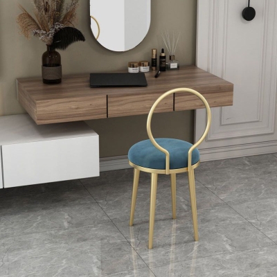 Sedia laterale in metallo stile glam Sedia da pranzo con schienale aperto e gambe dorate