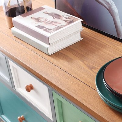 Cassettiera tradizionale per camera da letto in legno massello con cassetti multipli