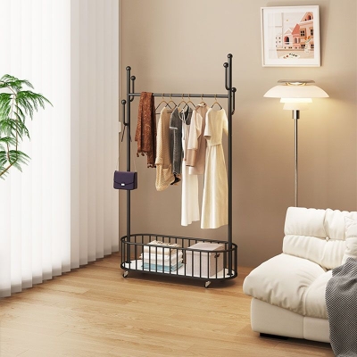 Luxuri&ouml;ser, freistehender Garderobenst&auml;nder im Metall-Haken-Design f&uuml;r das Wohnzimmer