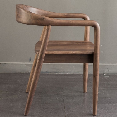 Sedia da sala da pranzo contemporanea in legno massello con schienale aperto in marrone