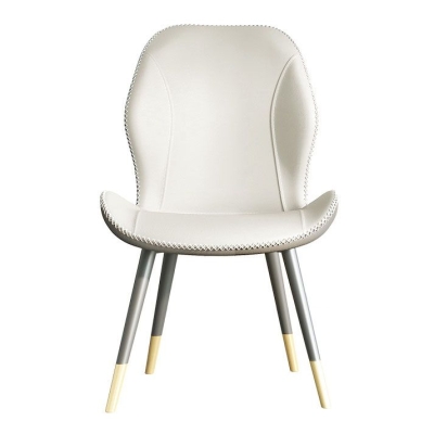 Glamour&ouml;ser Leder-Esszimmerstuhl mit seitlicher R&uuml;ckenlehne und mattem Finish f&uuml;r den Innenbereich