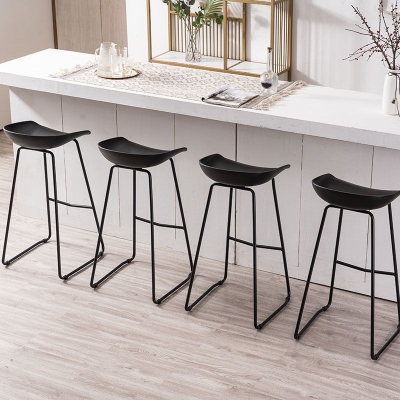 Moderner Thekenhocker mit R&uuml;ckenlehne, Barhocker aus Eisen und Kunststoffsitz