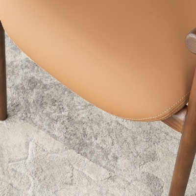 Esszimmerstuhl mit Armlehnen f&uuml;r Zuhause, moderner Esszimmerstuhl aus massivem Holz