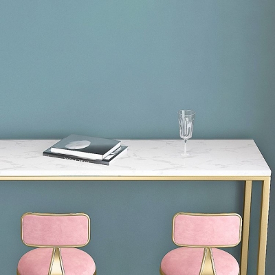 Rechteckiger Metalltisch im modernen Stil f&uuml;r Zuhause, minimalistischer Bartisch