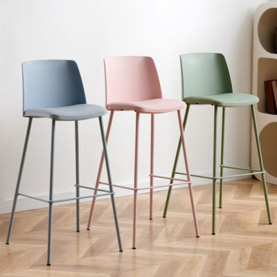 Moderner Metall-Barhocker mit Kunststoff-R&uuml;ckenlehne, Thekenhocker f&uuml;r Bristol