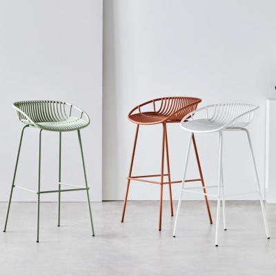 Industrieller Metall-Barhocker, Thekenhocker, Fu&szlig;st&uuml;tze, Metallm&ouml;bel in mattem Finish