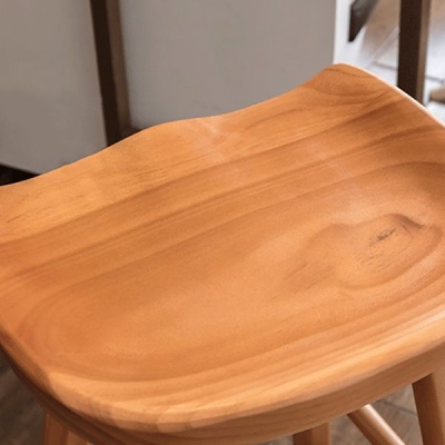 Moderner, armloser, r&uuml;ckenfreier Tresenhocker aus Kiefernholz, Caf&eacute;-Barhocker mit Pedal