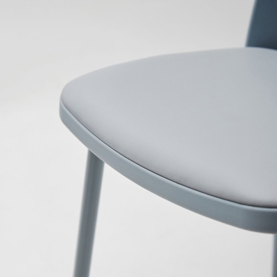 Moderner Barhocker aus PU-Leder mit quadratischem Sitz und Metallbeinen