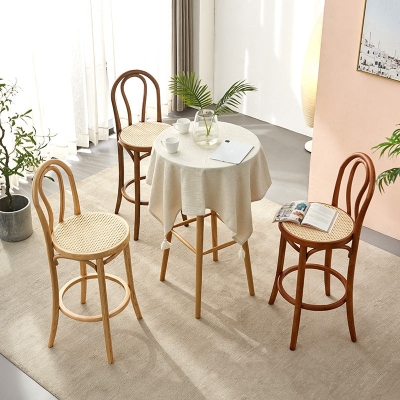Zeitgen&ouml;ssischer Barhocker aus Holz, massiver Barhocker mit rundem Sitz und Holzbeinen