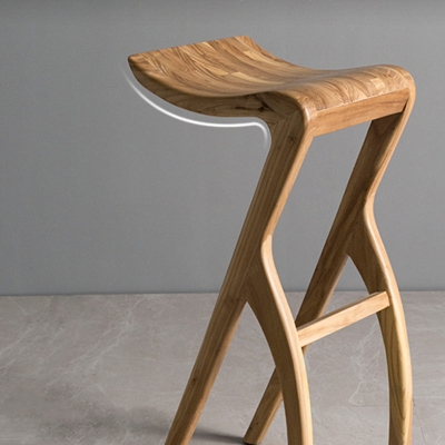 Industrieller, r&uuml;ckenfreier, armloser Barhocker aus Kiefernholz mit Pedal f&uuml;r die Bar