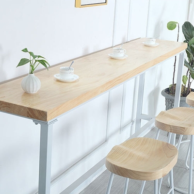 Moderner Bartisch mit Massivholzplatte f&uuml;r das Esszimmer