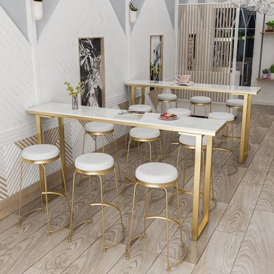 Tavolo da bar in finto marmo Tavolo da bar bistrot in stile moderno con base a slitta