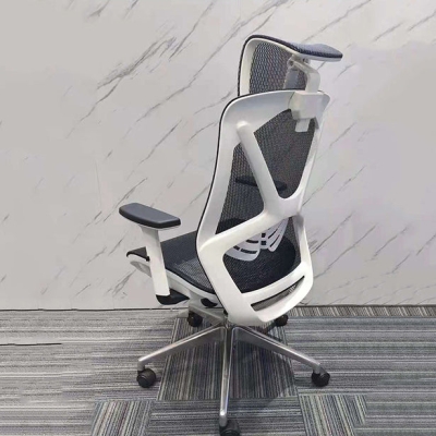 Ergonomischer B&uuml;rodrehstuhl mit atmungsaktiver AirGrid-R&uuml;ckenlehne