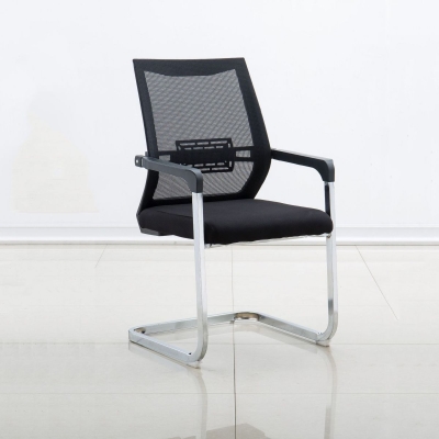 Poltrona moderna traspirante AirGrid imbottita nera