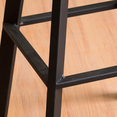 Industrieller, erh&ouml;hebarer, r&uuml;ckenfreier Thekenhocker, Barhocker aus Eisen mit Pedal f&uuml;r die Bar