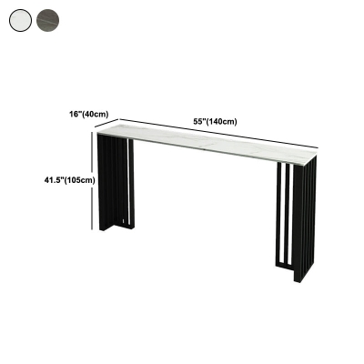 Rechteckiger Barthekentisch im modernen Stil. Barthekentisch aus gesintertem Stein mit Metallbeinen