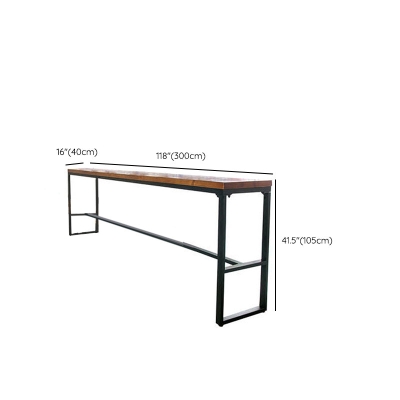 Holztisch mit schwarzen Beinen und Metallsockel f&uuml;r den K&uuml;chen-Bartisch