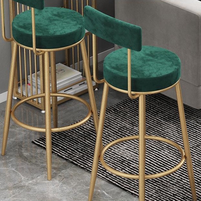 Esszimmerhocker aus Metall mit niedriger R&uuml;ckenlehne, moderne armlose Barhocker mit Kissen