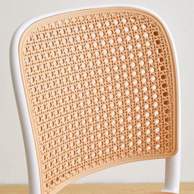 Skandinavischer Kunststoff-Barhocker, Kunststoffm&ouml;bel, rechteckiger Sitz in mattem Finish