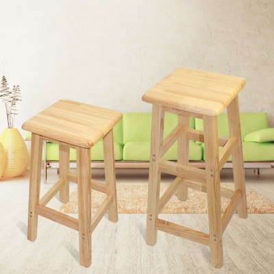 Industrieller Barhocker aus massivem Holz, r&uuml;ckenfreier Thekenhocker f&uuml;r das Restaurant