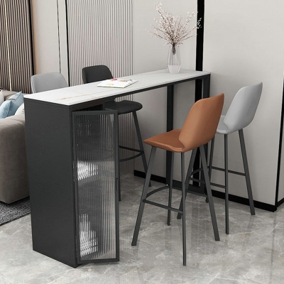 Esstisch mit Thekenh&ouml;he aus Kunstmarmor in Schwarz, industrieller Weinthekentisch mit Metallsockel