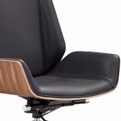 Moderner Schreibtischstuhl aus schwarzem Leder mit mittelhoher R&uuml;ckenlehne