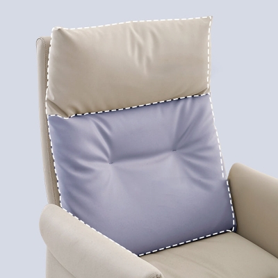 H&ouml;henverstellbarer Chefsessel. Ergonomisch verstellbarer Chefsessel aus Leder