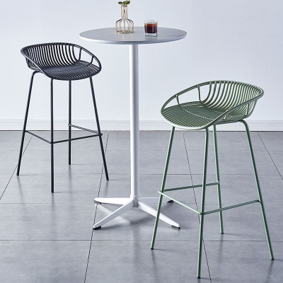 Industrieller, armloser Thekenhocker mit R&uuml;ckenlehne, Caf&eacute;-Barhocker aus Metall mit 4 Beinen