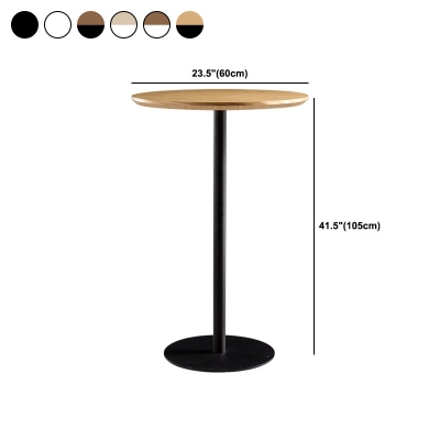 Runder Bartisch mit Holzplatte und Sockel. Industrieller Bartisch mit Metallrahmen