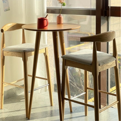 Moderner Bar-Esstisch f&uuml;r den Innenbereich, runder Massivholz-Bartisch