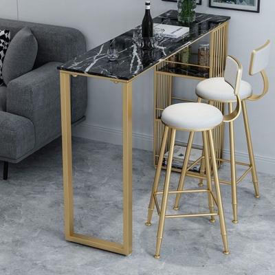 Bartisch im Glam-Stil, rechteckiger, fester Weintisch mit Stauraum