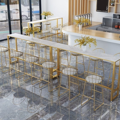 Thekenhocker im Glam-Stil, gepolsterter Barhocker mit niedriger R&uuml;ckenlehne und goldenem Rahmen