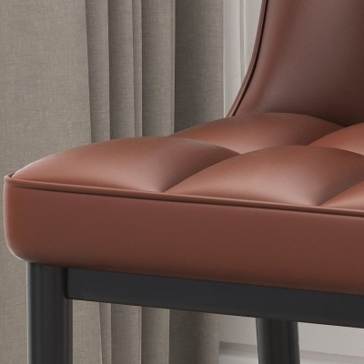 Glamour&ouml;ser Esszimmerstuhl aus Leder, Parsons-Stuhl mit Stahlbeinen in mattem Finish f&uuml;r Zuhause