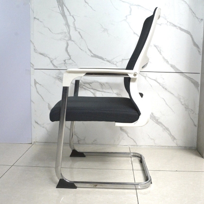 Sedia da scrivania contemporanea da 22" W. Sedia da ufficio traspirante AirGrid con braccioli fissi