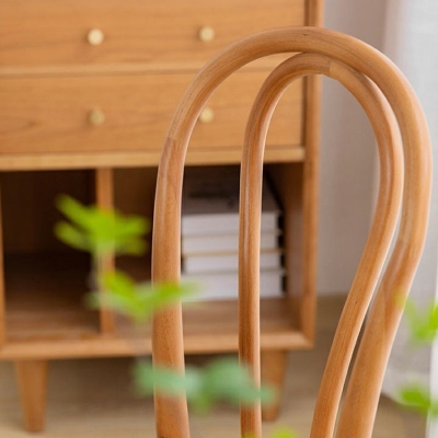Beistellstuhl aus Holz im modernen Stil mit offener R&uuml;ckenlehne f&uuml;r das Esszimmer