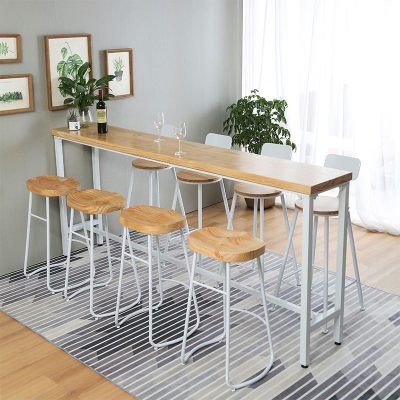 Zeitgen&ouml;ssischer Barhocker aus massivem Holz mit wei&szlig;en Metallbeinen
