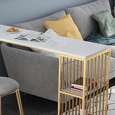 Thekentisch aus Kunstmarmor, moderner rechteckiger Thekentisch mit Metallbeinen